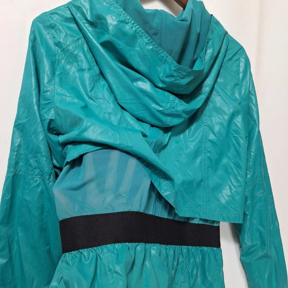 Colosseum Athletics Hooded Windbreaker Womens S Teal Jacket Thumbhole Cuffs Mesh